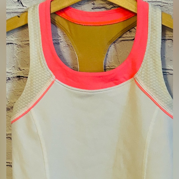 IVIVVA by LULULEMON girls size 8 white / pink lined tank - Picture 4 of 4